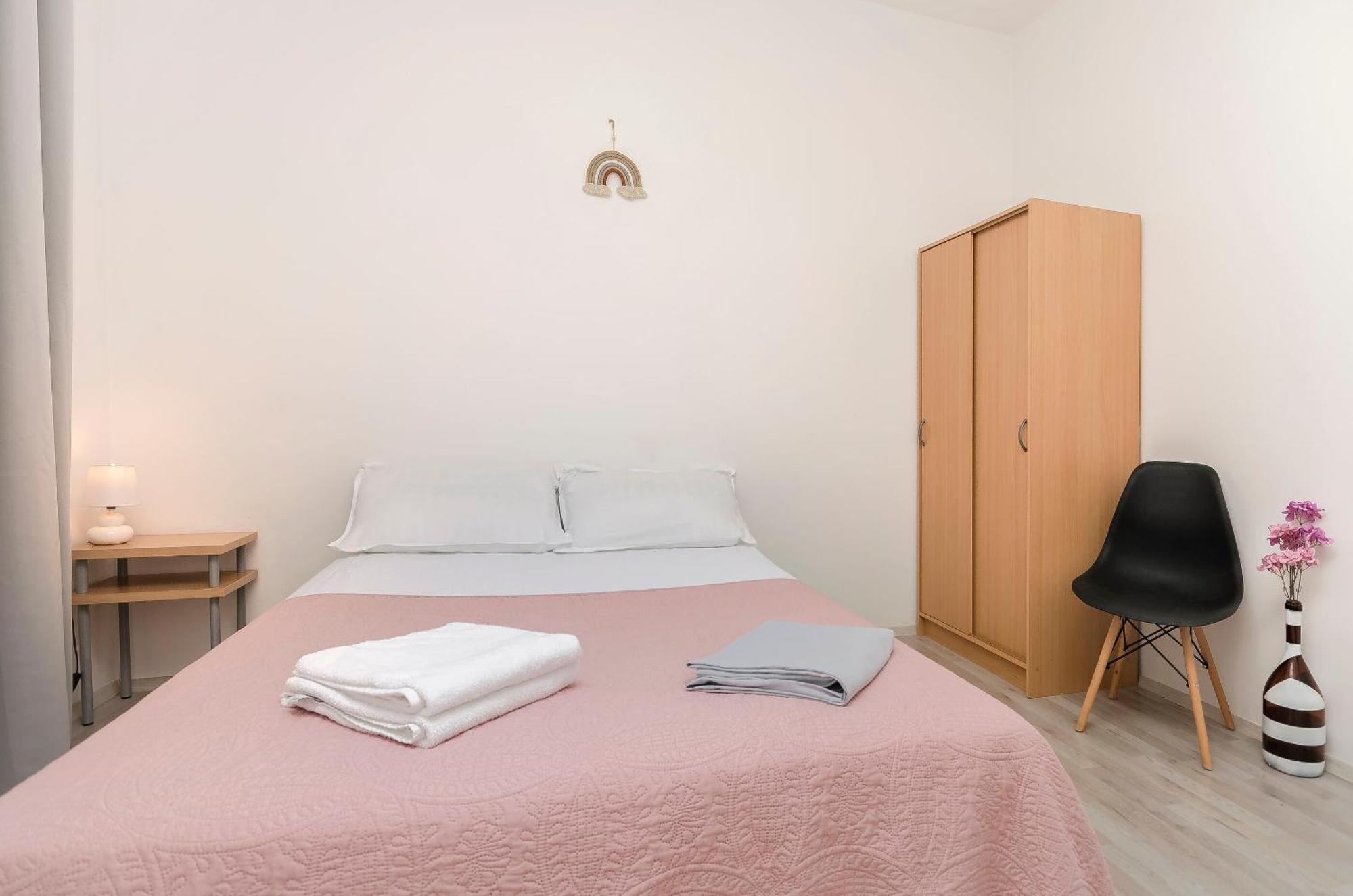 Apartments Sanja ตรีบูนย์ ภายนอก รูปภาพ